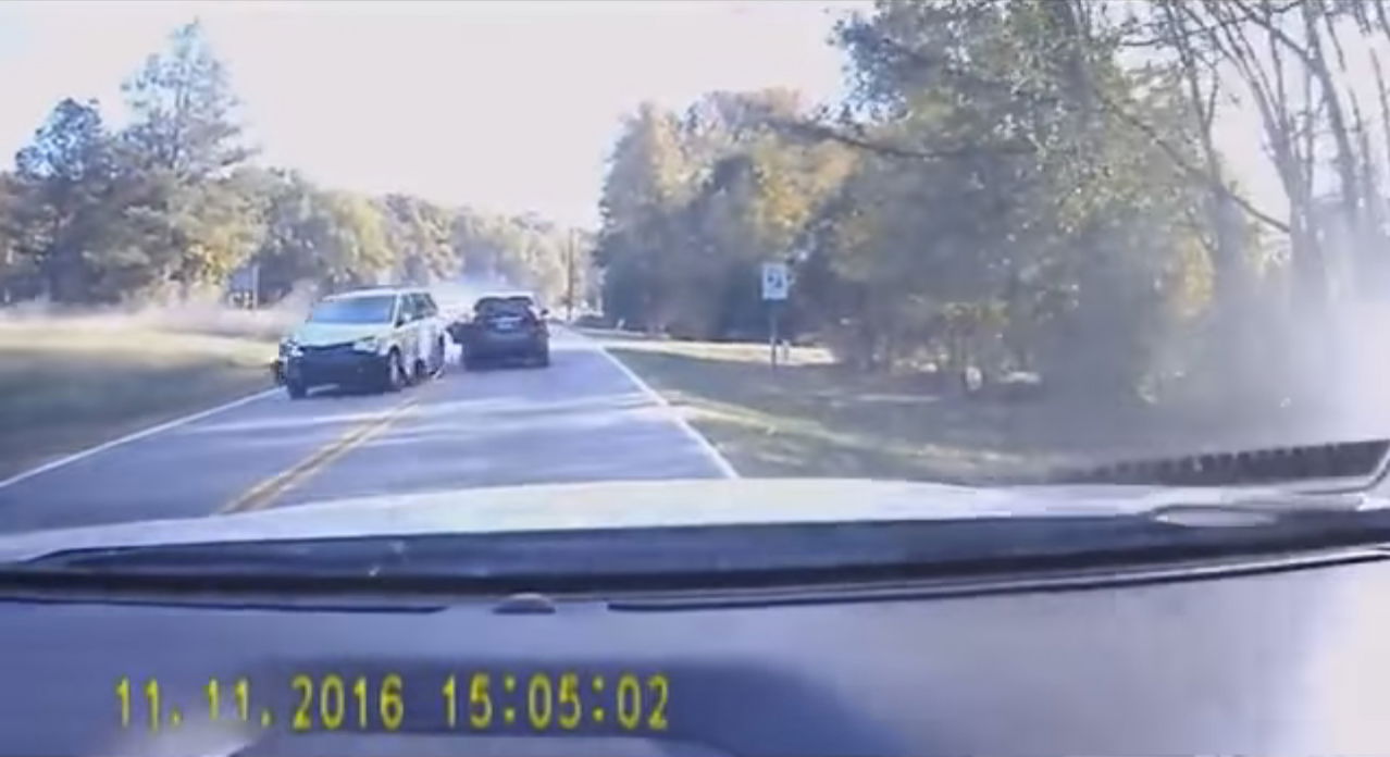 Idiot Tries To Overtake One Car Too Many And Causes A Four-Car Smash