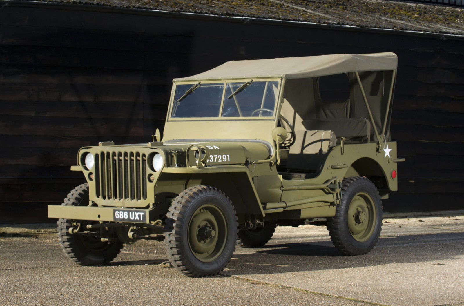 8 Cars with Technology that Influenced the Modern Car Industry