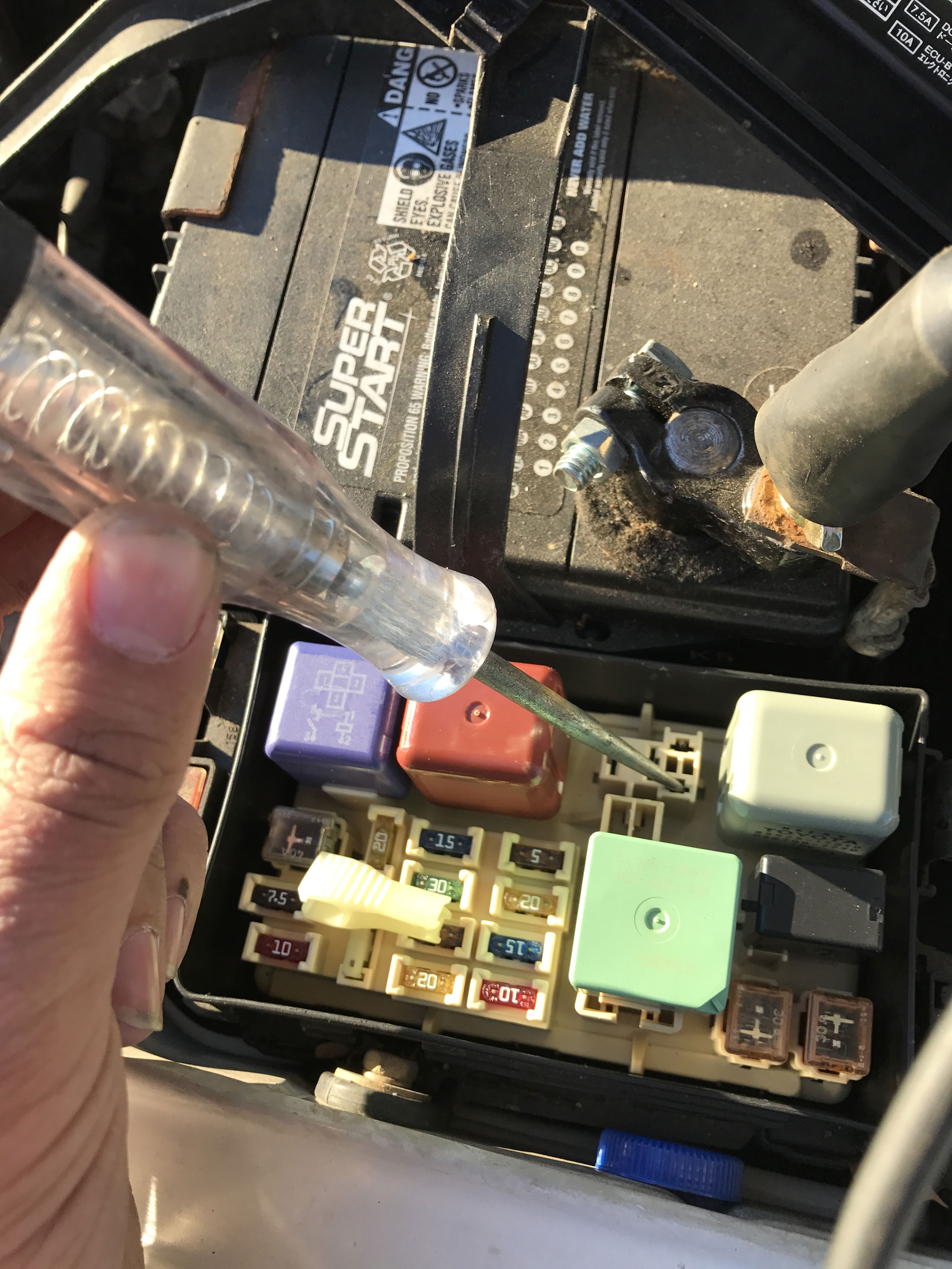 How to make a cheap DIY anti-theft device.