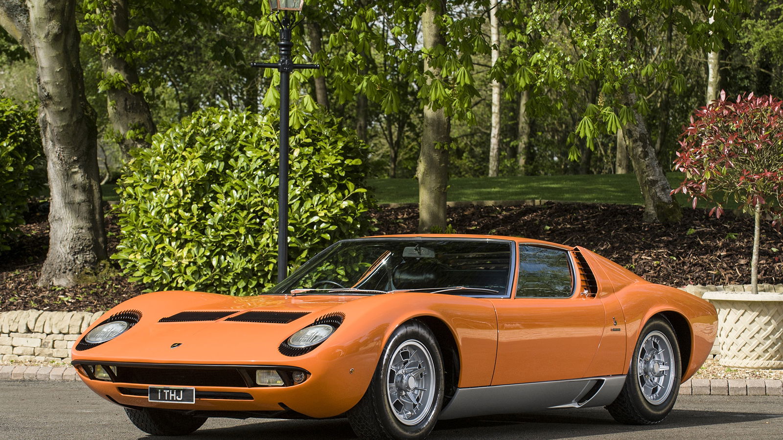 7 Cars With Awesome '2-Valve' Engines