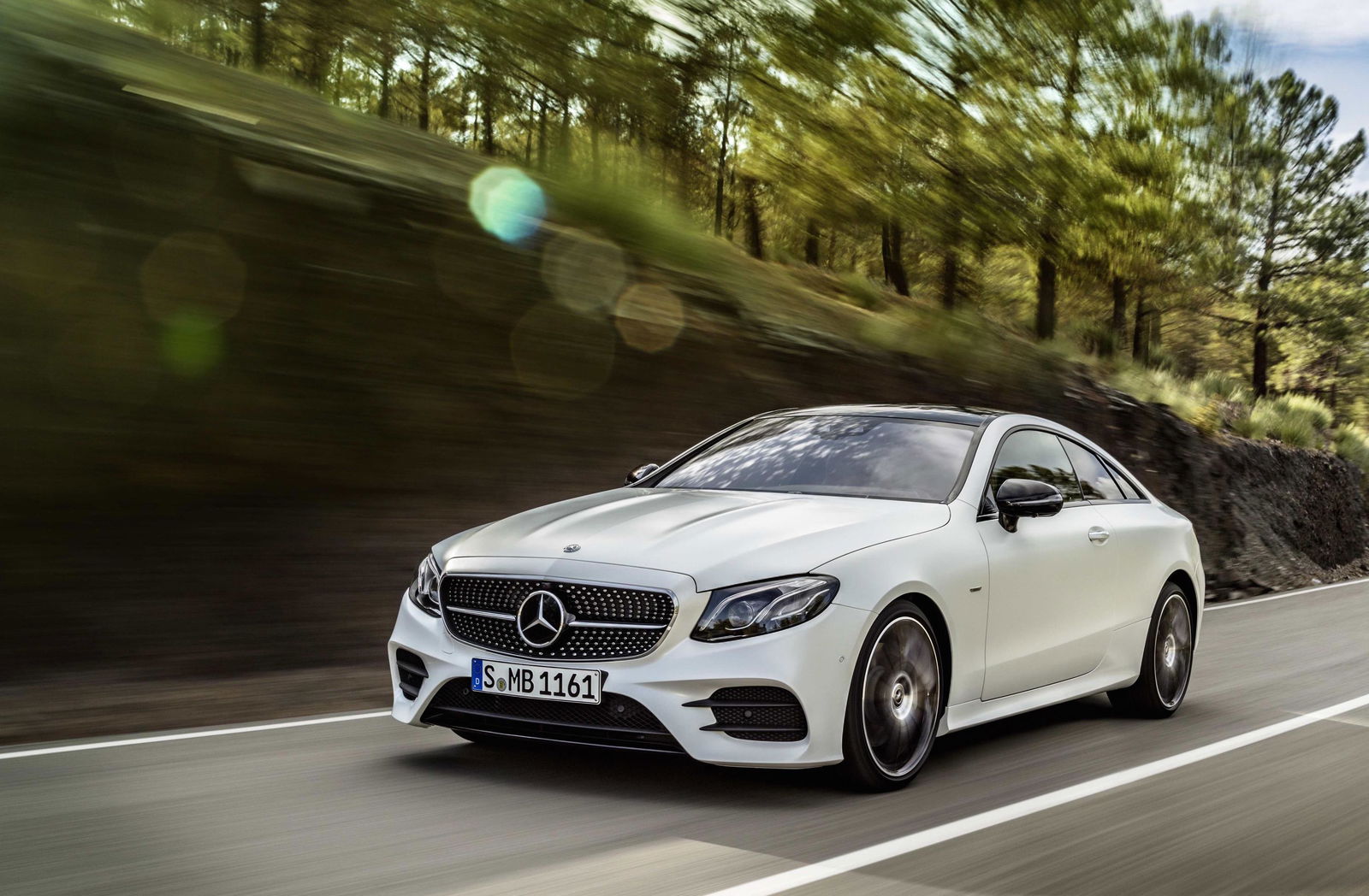 Here's A Reminder That 2016 Was Actually One Of The Best Years For Fast Cars Ever