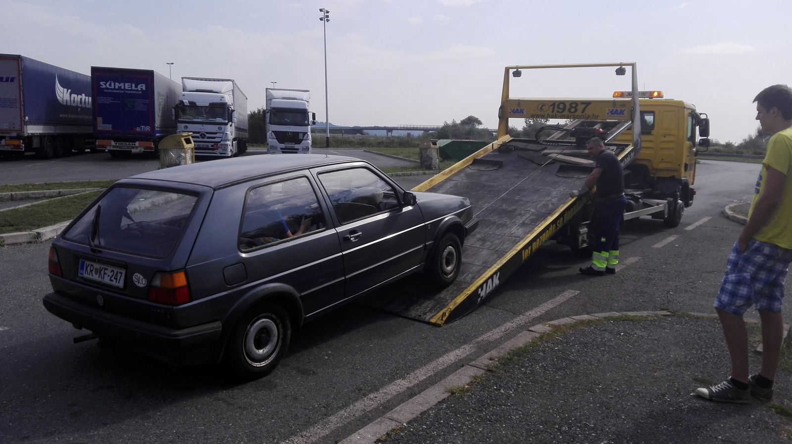 Our beloved Golf being pot on a tow truck near Slavonski Brod in Croatia.