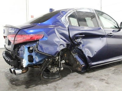 Heavily Crash-Damaged Alfa Giulia QV Being Sold For Ambitious Figure