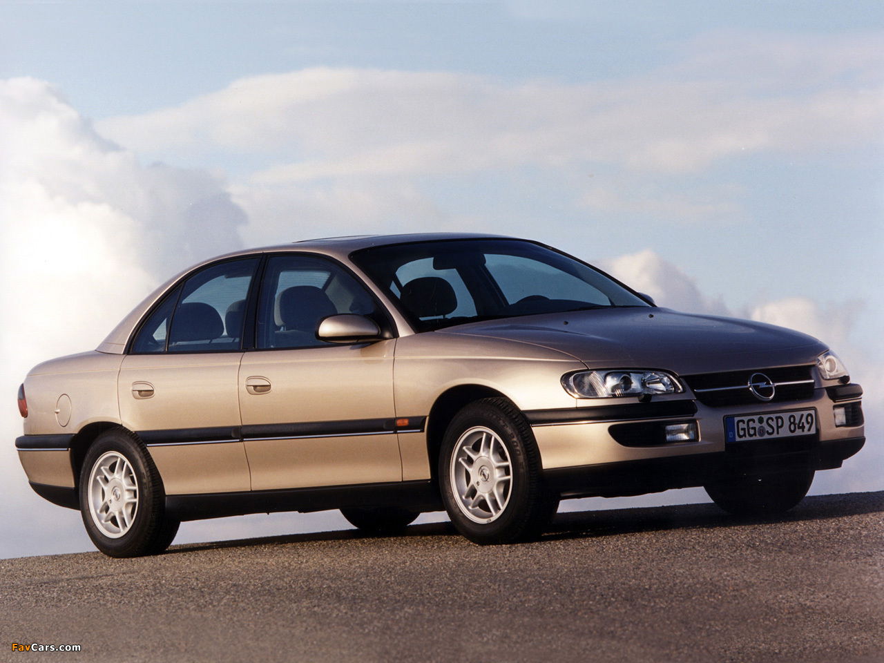 10 Cheap luxurious sedans #blogpost