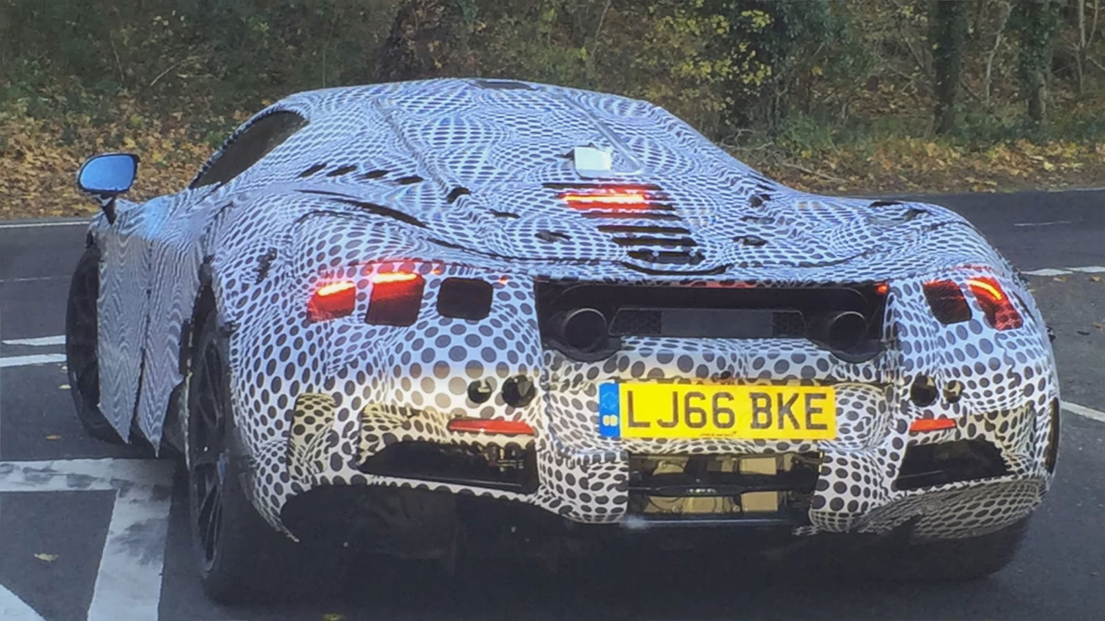 McLaren's Imminent New Super Series Will Have A Futuristic Folding Double Display, Because Racecar
