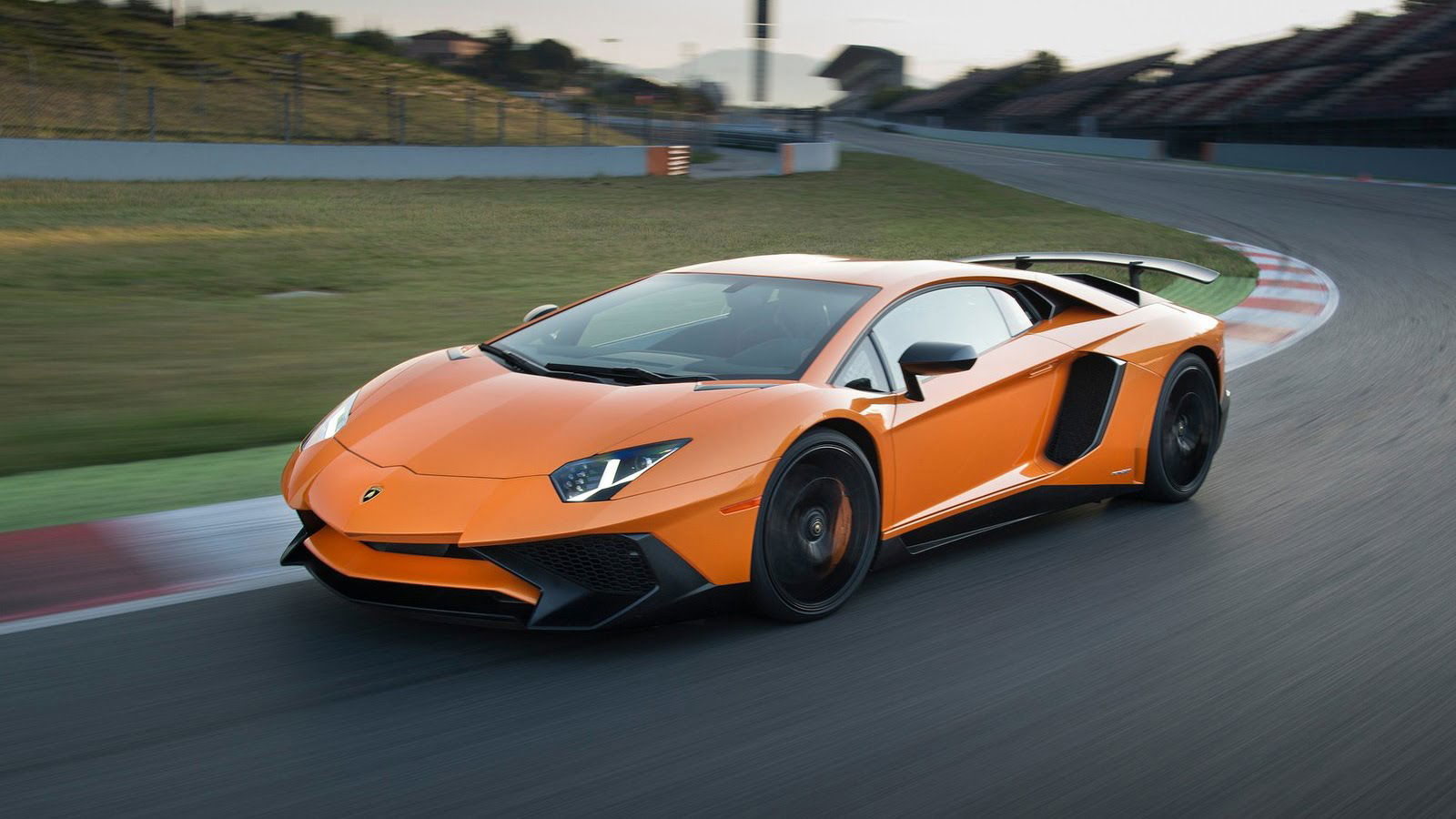 Lamborghini Aventador
