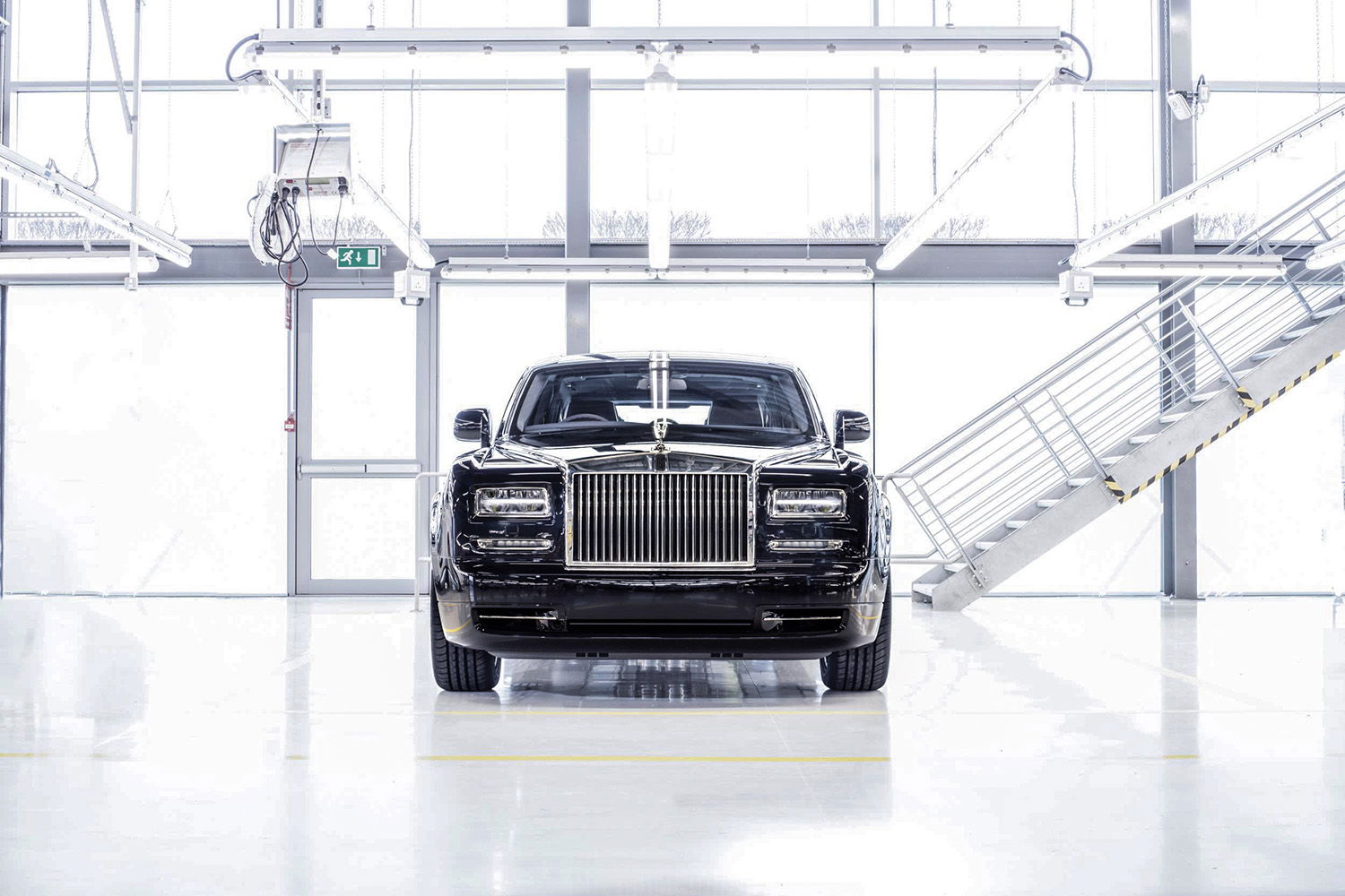 A Look Back At The World's Finest Motor Car: The Rolls-Royce Phantom