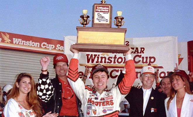 Classic Motorsport: The 1992 Hooters 500 - The Perfect Race #BlogPost