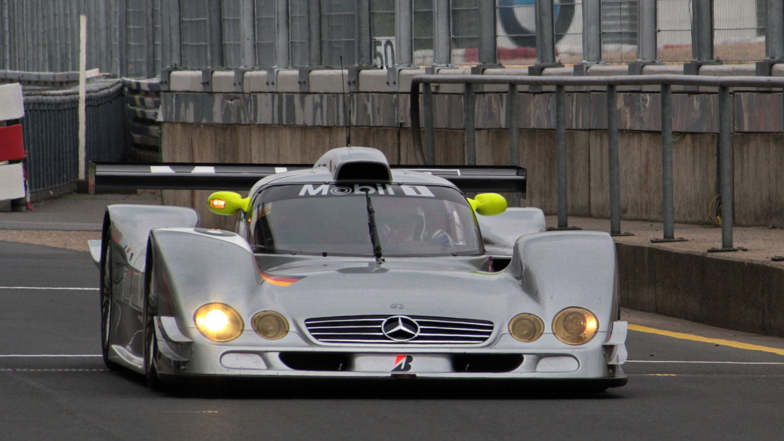 The Science Behind 'Somersault' Crashes & Dangerous Aero