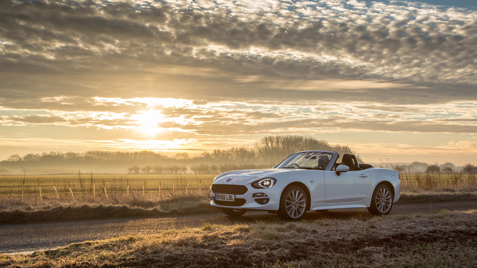 5 Things You Need To Know About Driving A Fiat 124 Spider