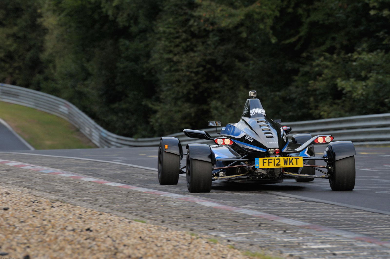 The 5 Coolest Single-Seater Cars Ever Seen