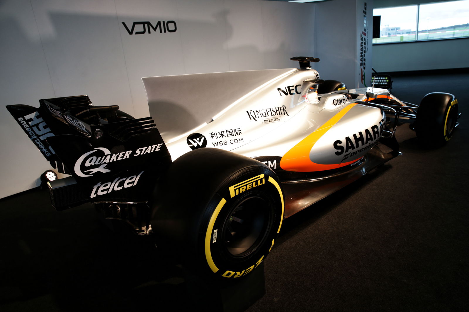 Last year, rear wings were set at 950mm high and 750mm wide. This season those figures have changed to 800mm and 950mm respectively