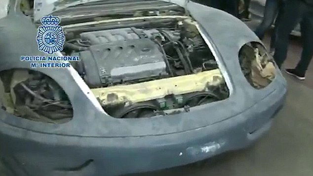 Spanish Police Raid Fake Ferrari Factory That Turned Peugeots Into F430s