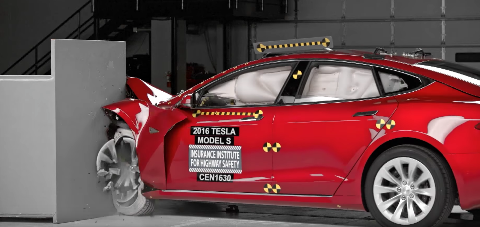 What The Hell Is Going On With Tesla Model S Wheels On Impact?