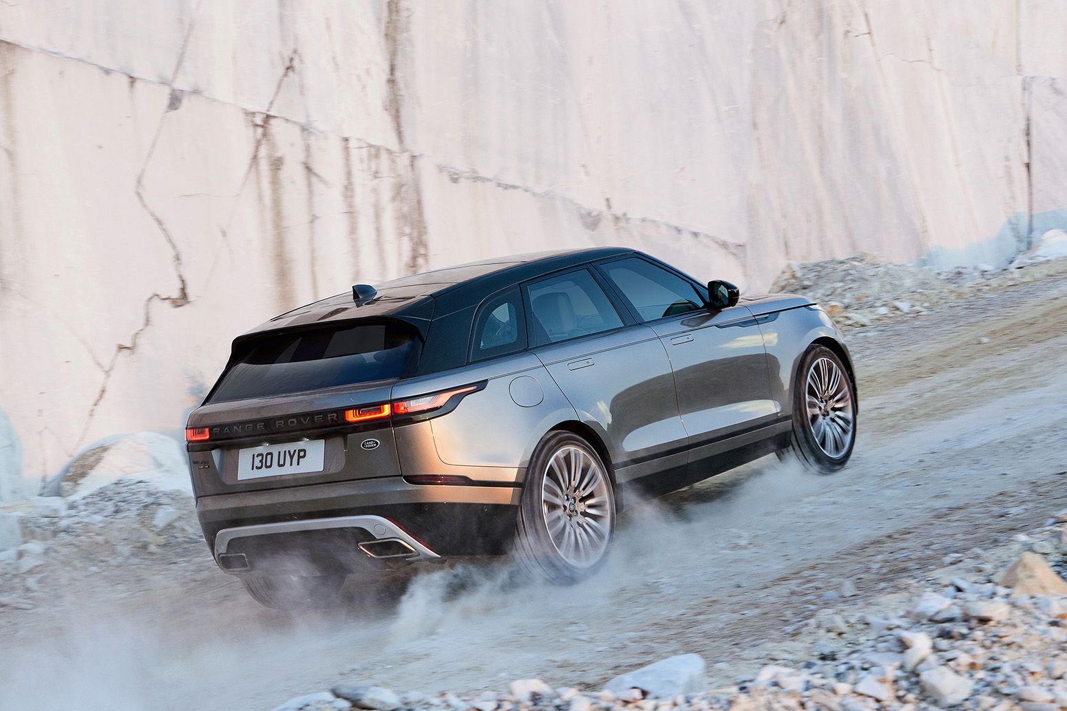 The £45k Range Rover Velar Has A Clever Digital Interior And Is All About The Lifestyle
