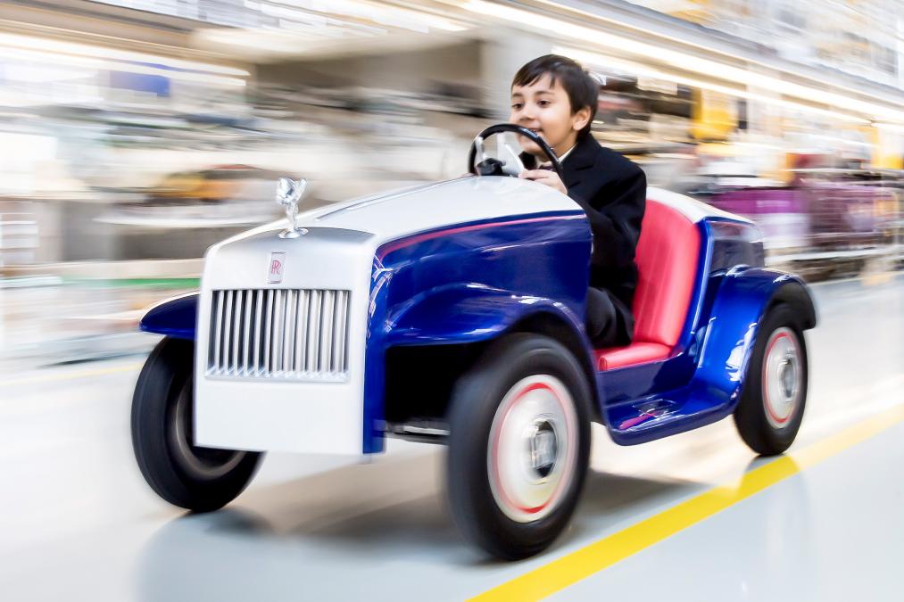 Rolls-Royce Has Built A One-Off Electric Toy Car For A Children's Hospital