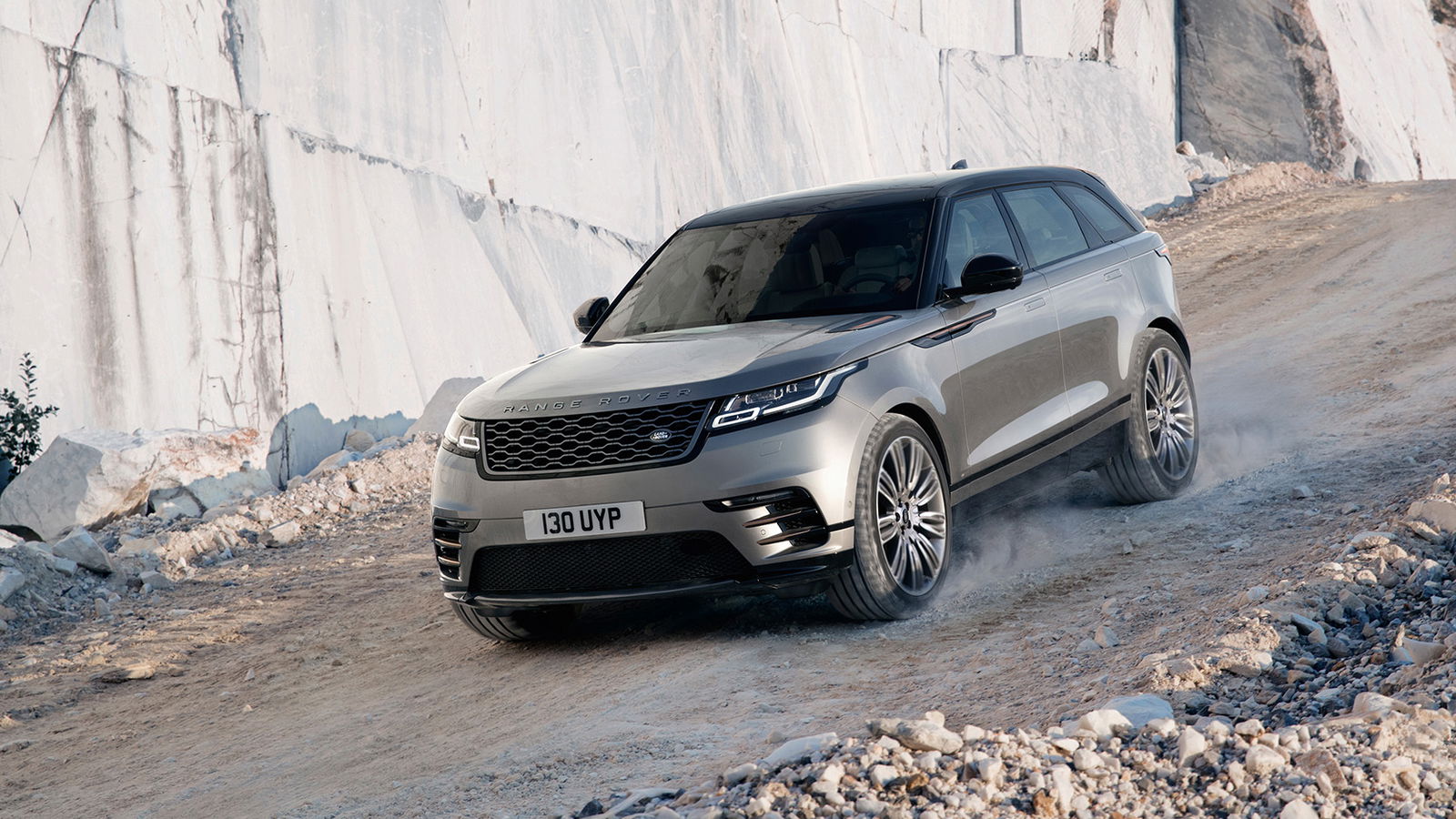 The £45k Range Rover Velar Has A Clever Digital Interior And Is All About The Lifestyle