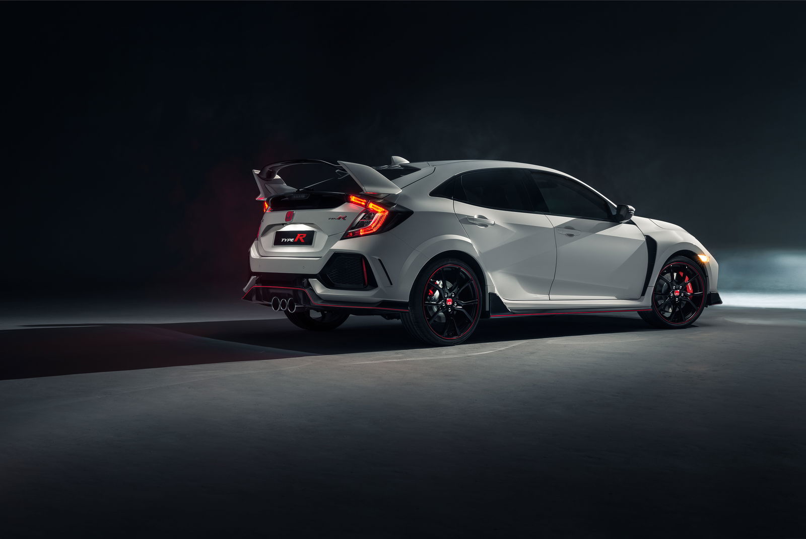 This Angry 316bhp Hot Hatch Is The New Honda Civic Type R