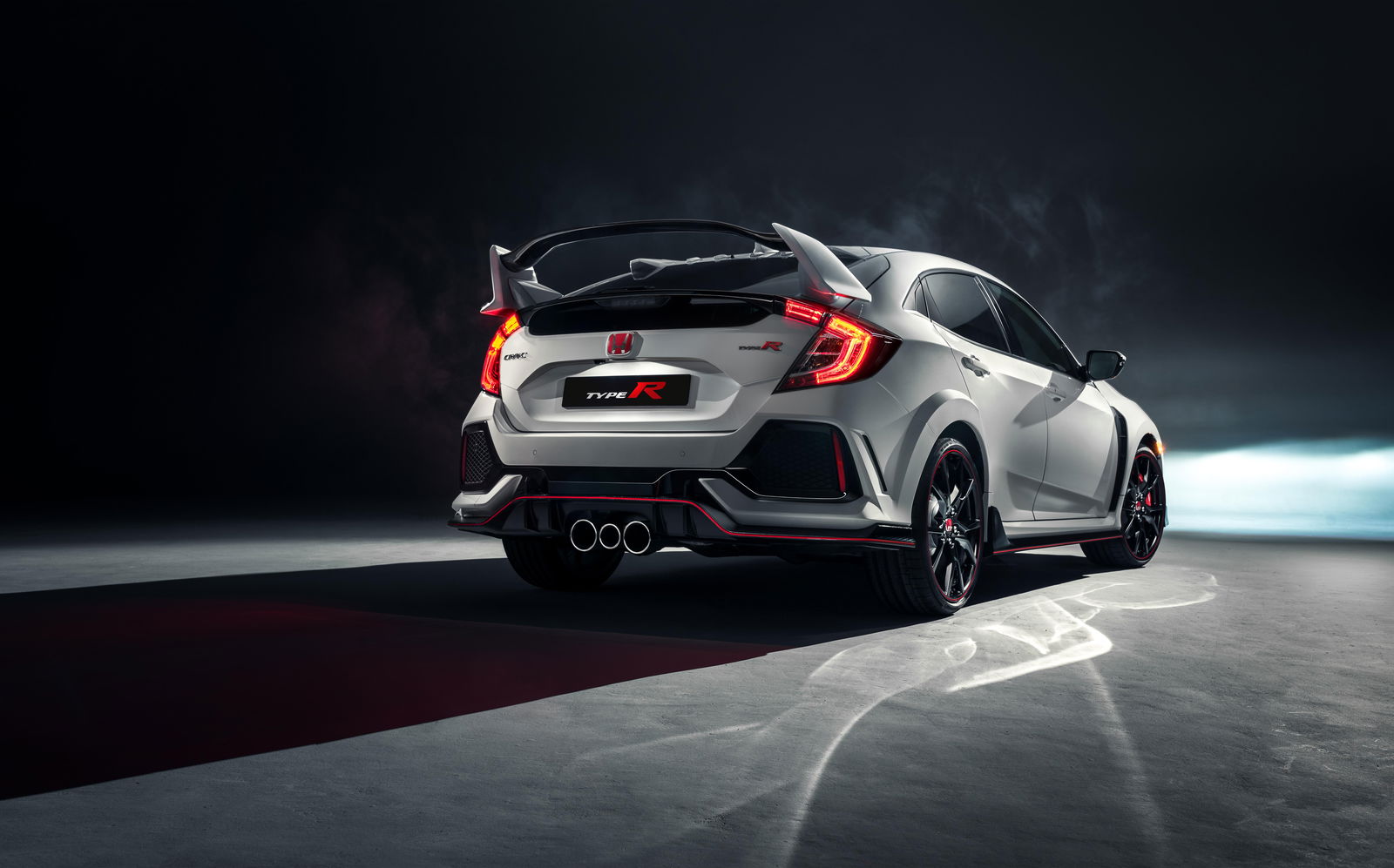 This Angry 316bhp Hot Hatch Is The New Honda Civic Type R