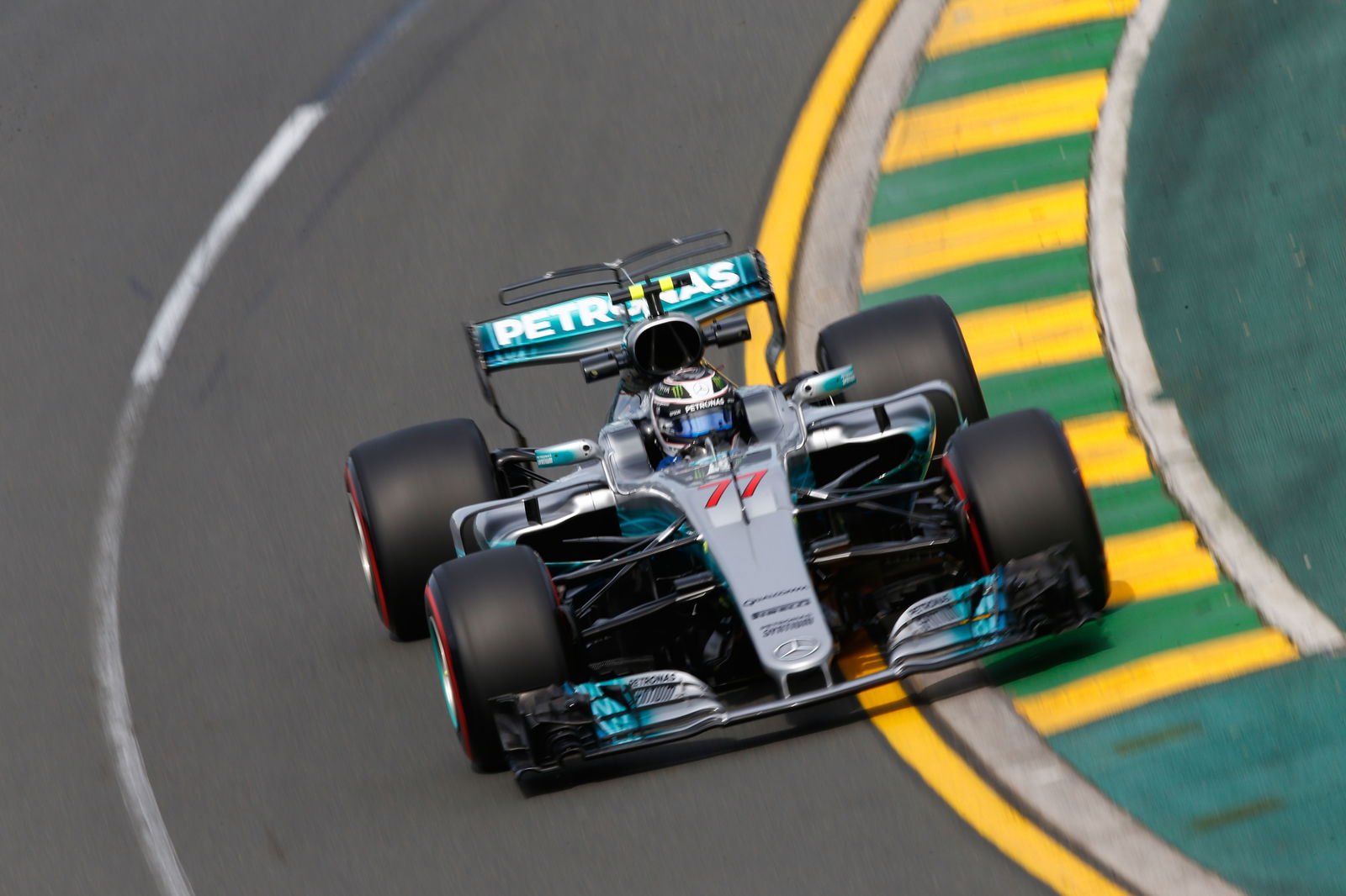 5 Reasons Why Overtaking Is More Difficult In F1 This Year