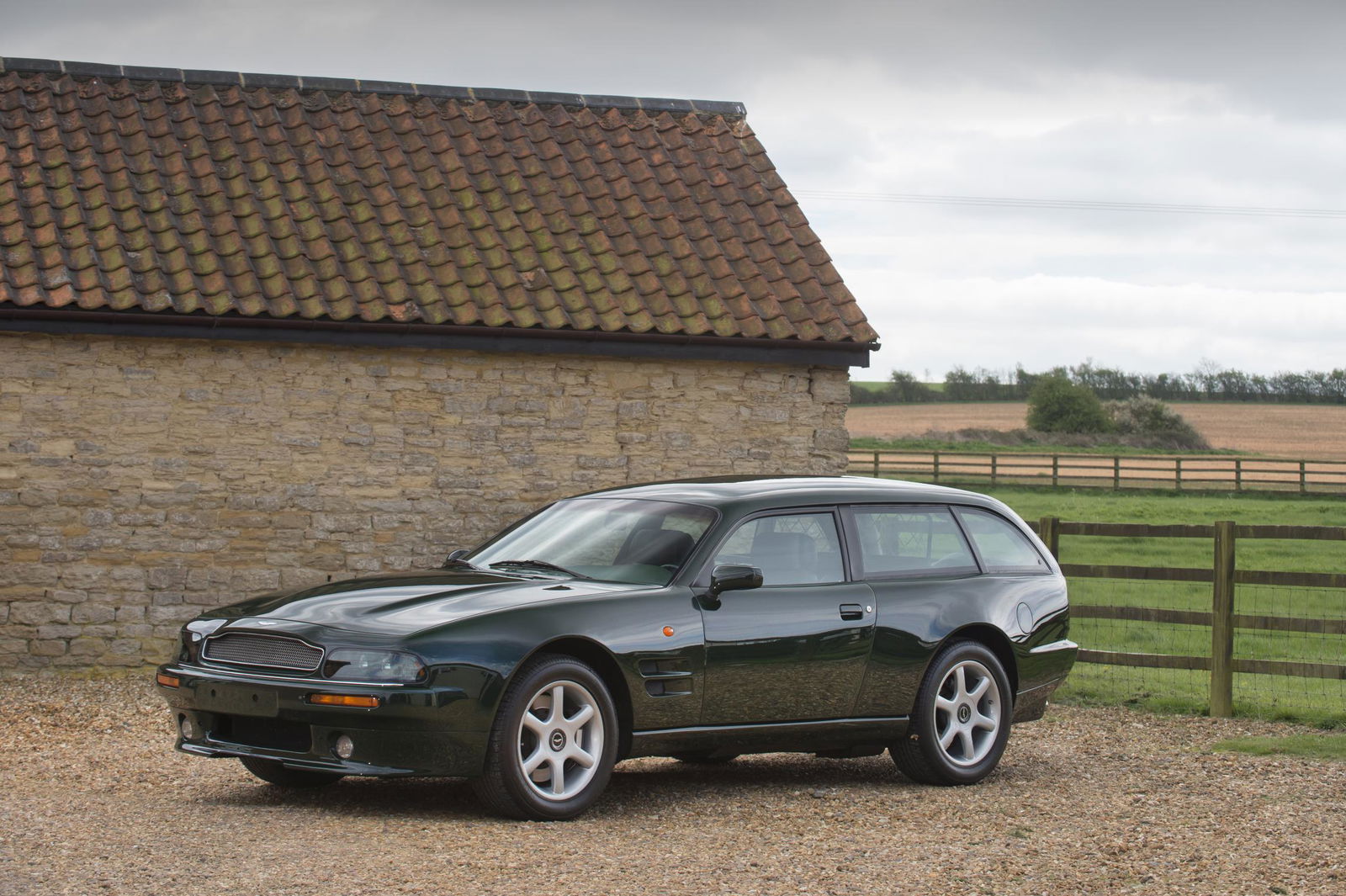 This Aston Martin Auction Is A Perfect Tea-Break Time-Waster