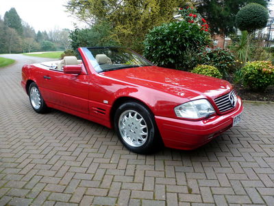 A Rich Owner Abandoned This 80-Mile Mercedes SL For 21 Years After Losing The Keys