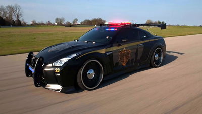 Nissan Has Revealed A Cop Car You Really Do Want To See In Your Mirrors