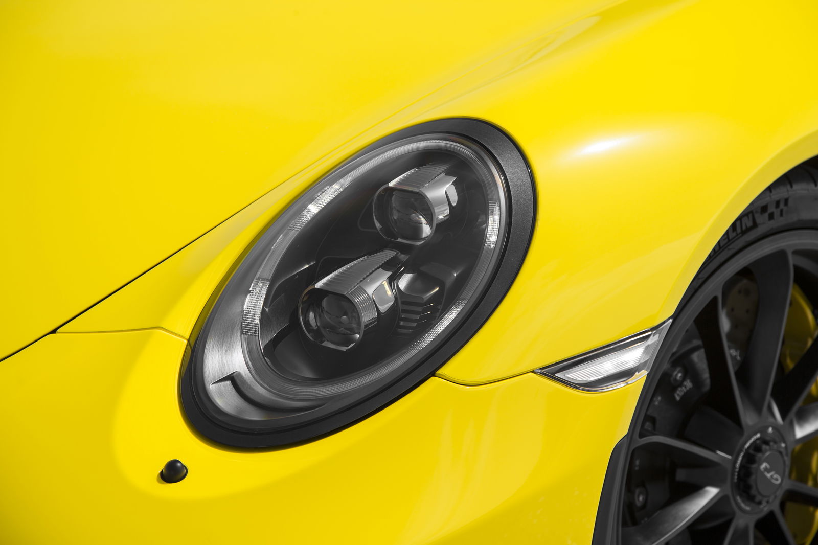 2018 Porsche 911 GT3 Manual Review: Believe The Ridiculous Hype
