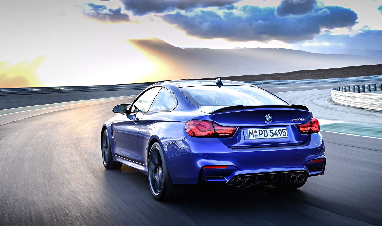 Watch The FK8 And FK2 Honda Civic Type R 'Ring Laps Side By Side