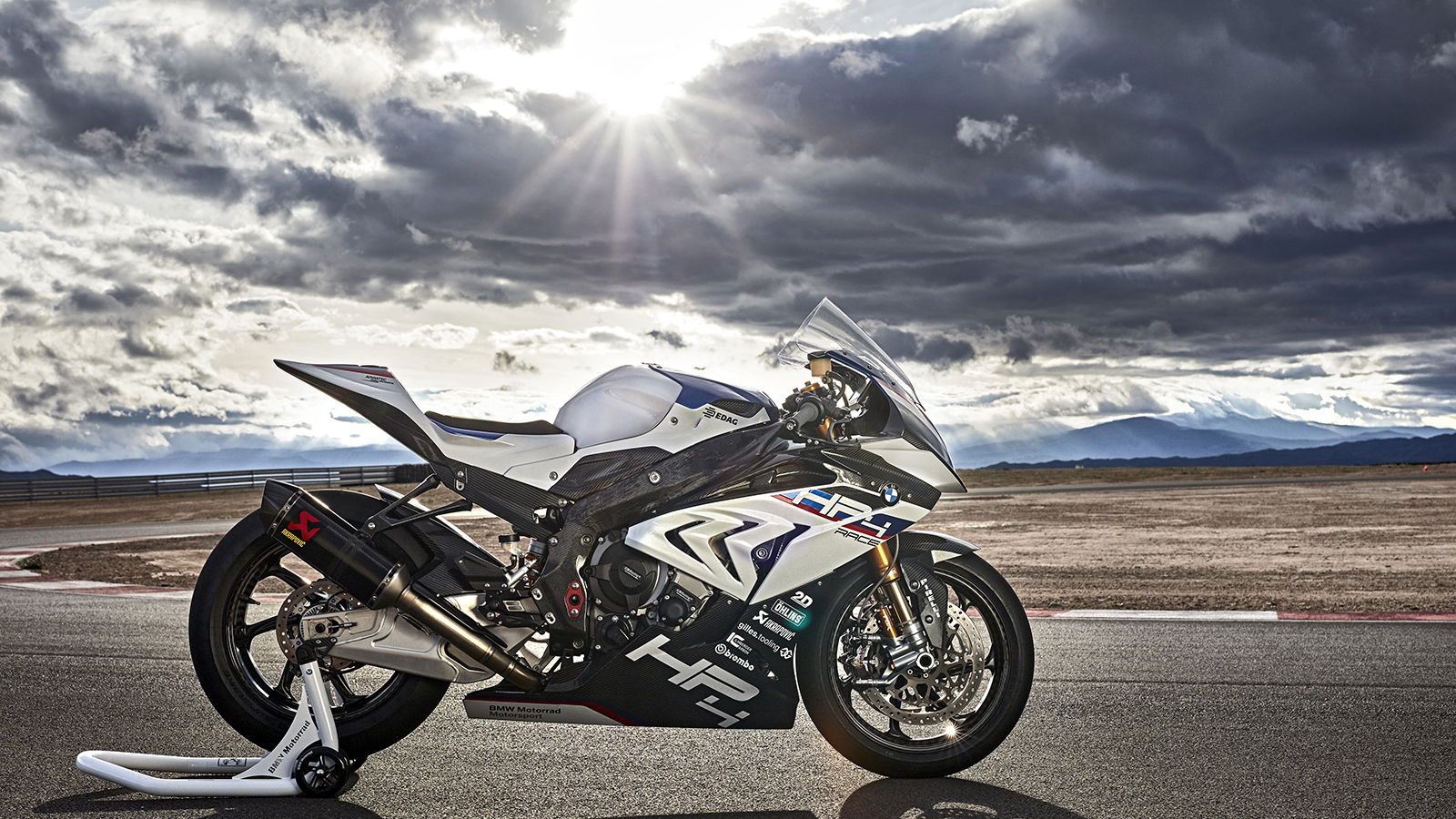 BMW Has Revealed A Race-Spec Superbike With A Staggering Power-To-Weight Ratio