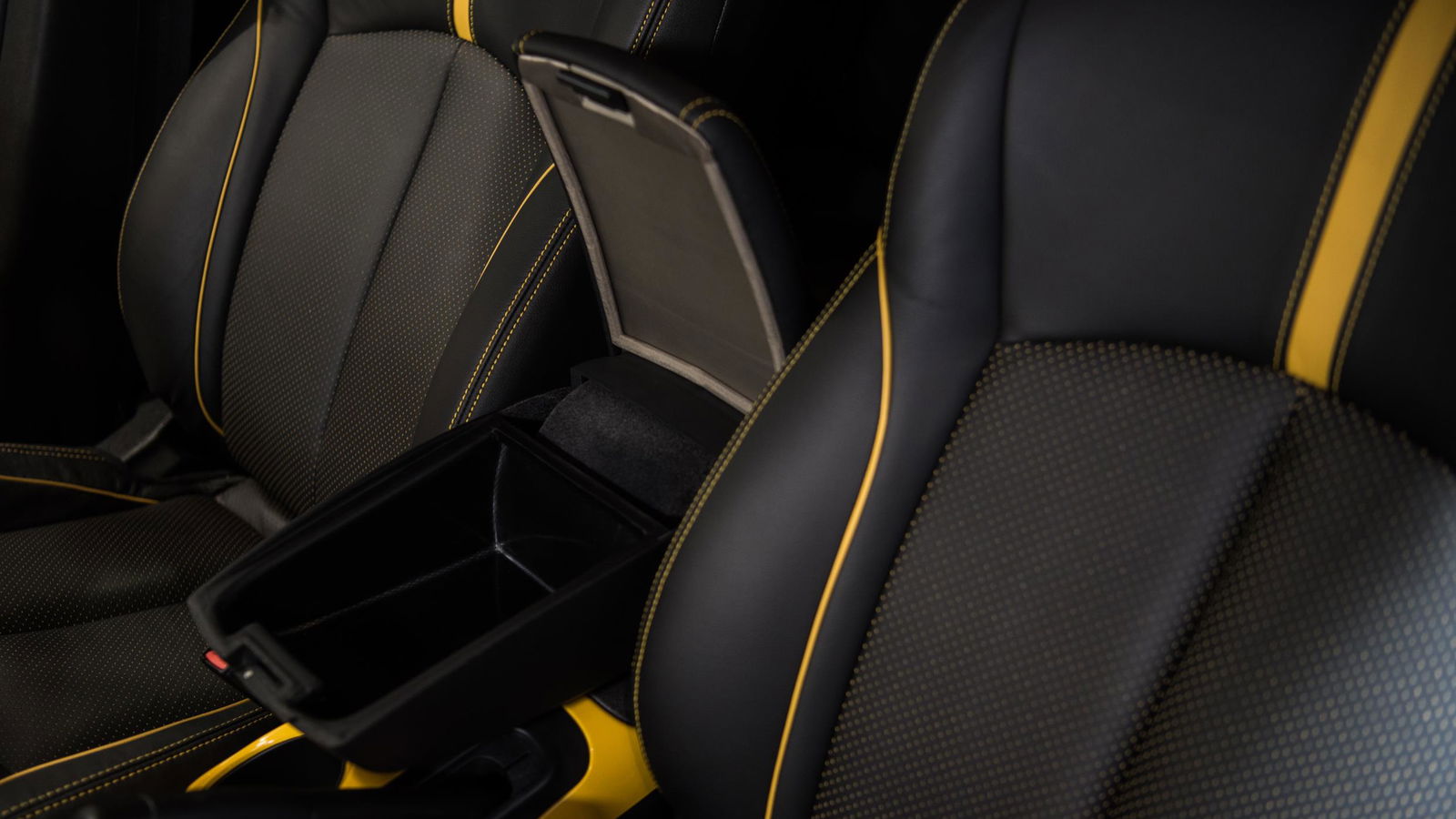 Nissan Is Testing An In-Car Phone Signal Blocker