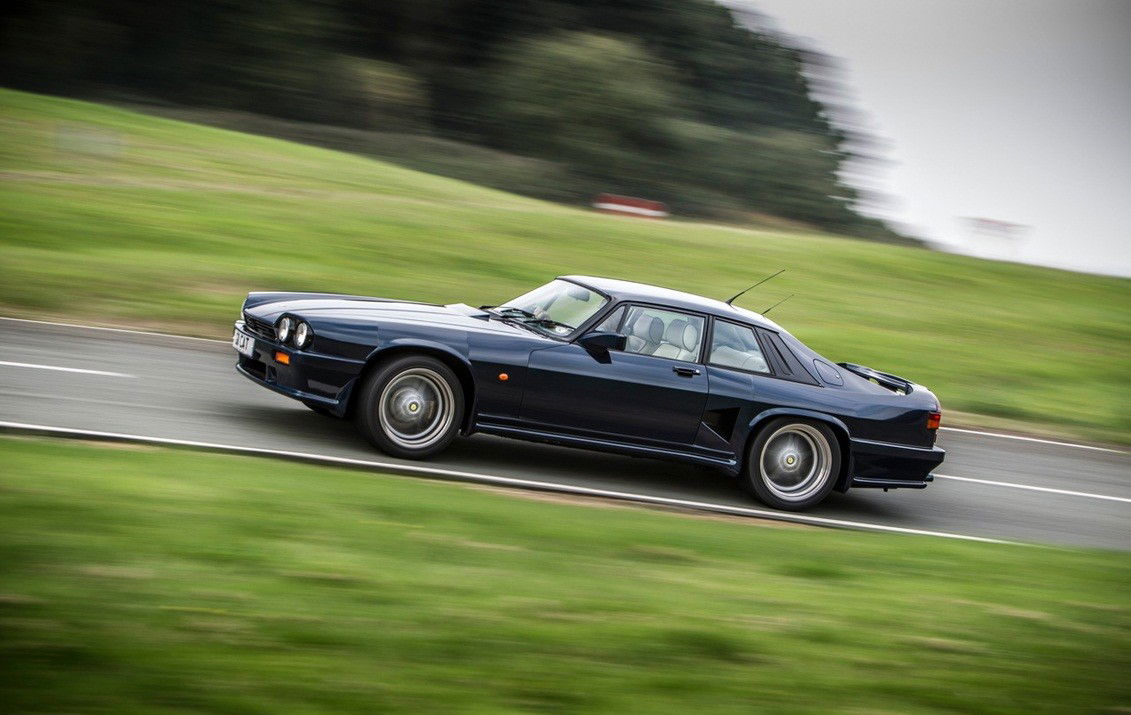 Crouching Tiger - Lister-Jaguar XJS Le Mans