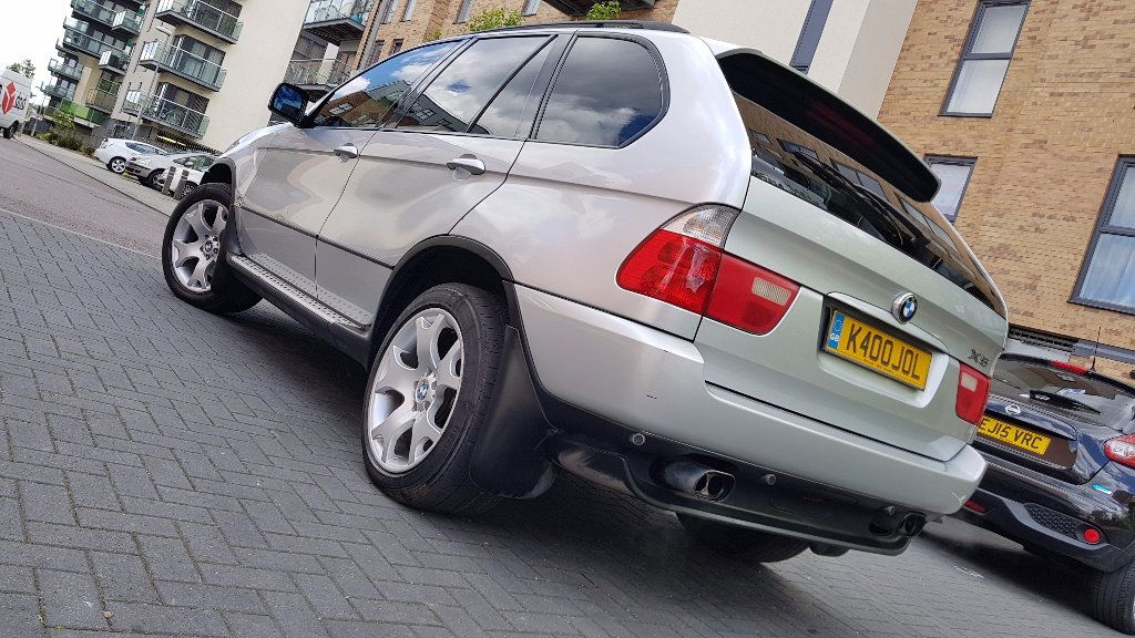 Is It Weird That I'm Lusting After An Early BMW X5?