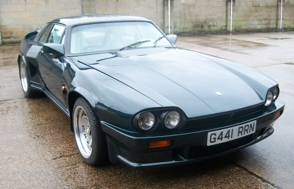 Crouching Tiger - Lister-Jaguar XJS Le Mans