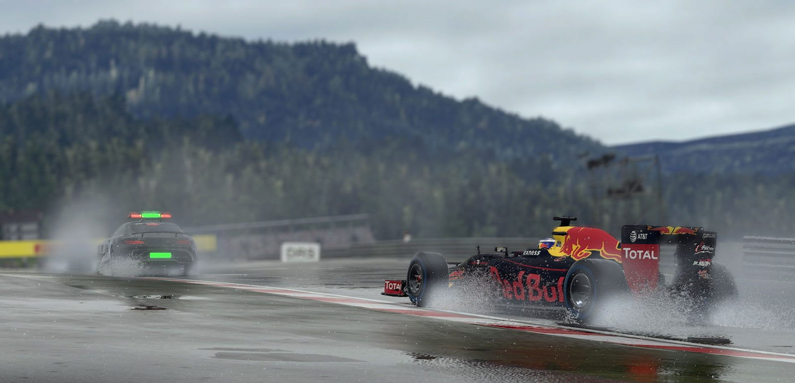 8 Things We Know About The New F1 2017 Game