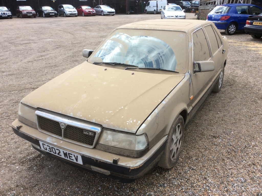 This Lancia Thema Barn Find Needs To Be Saved Immediately!