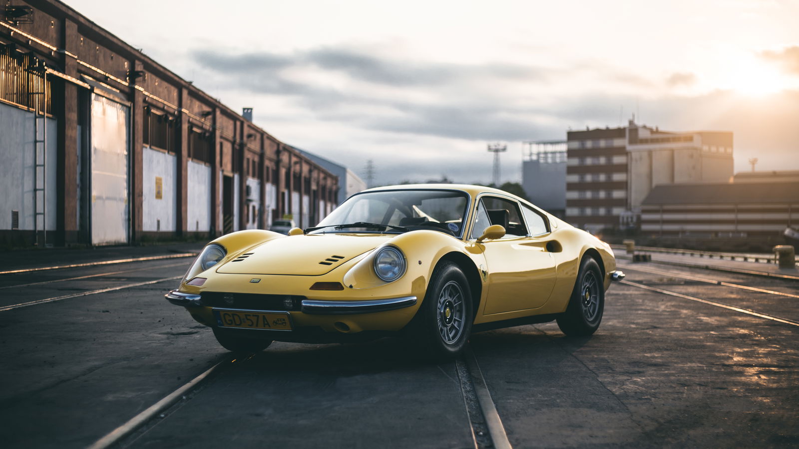 Ferrari Dino - how is it to be a son of a legend? review by #tejsted