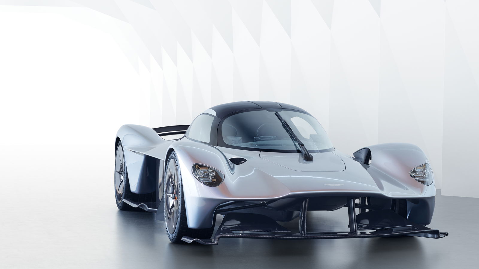 Gorge Yourself On New Details Of The No-Holds-Barred Aston Martin Valkyrie