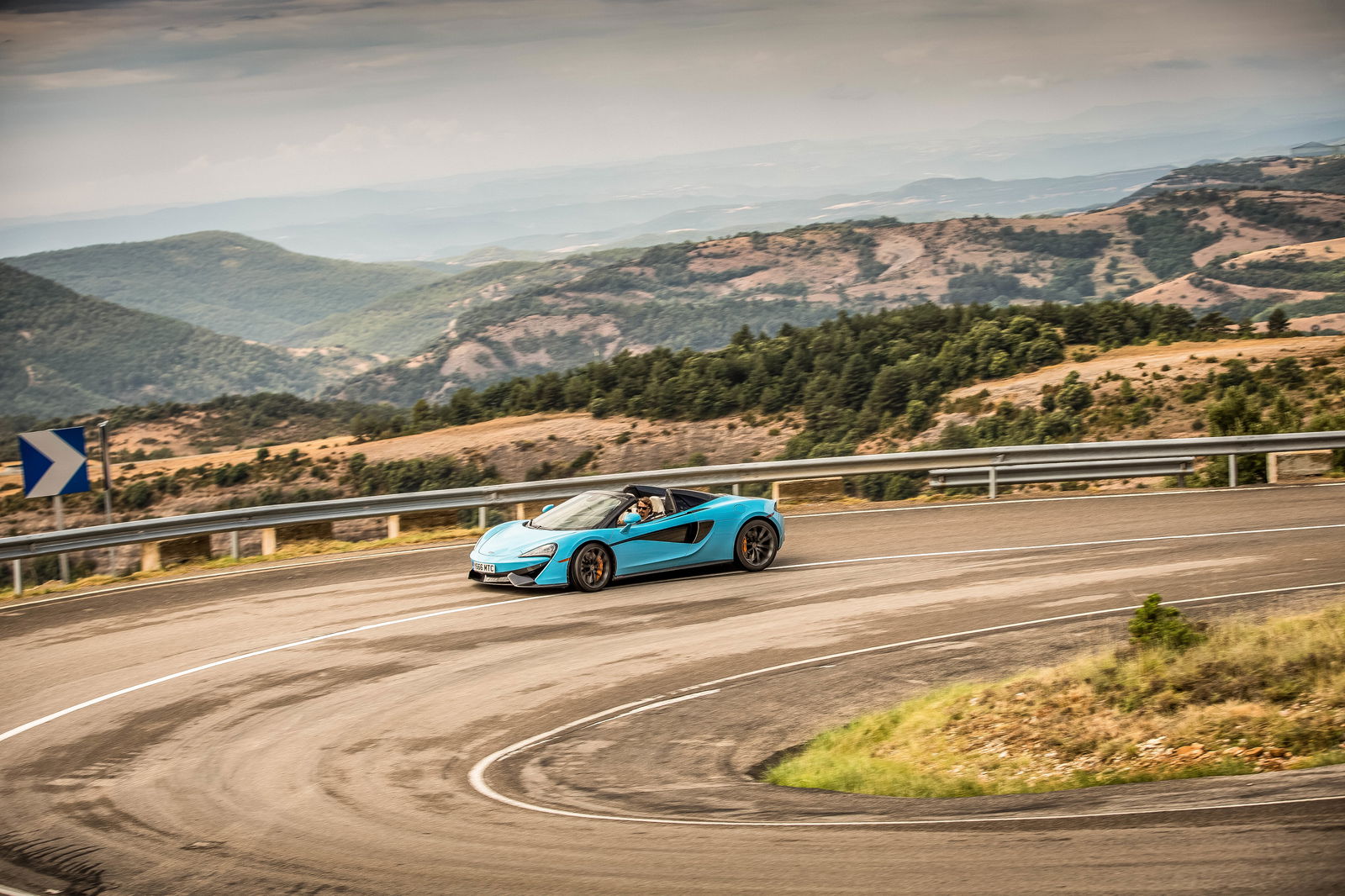 McLaren 570S Spider Review: The No-Brainer Drop-Top Supercar