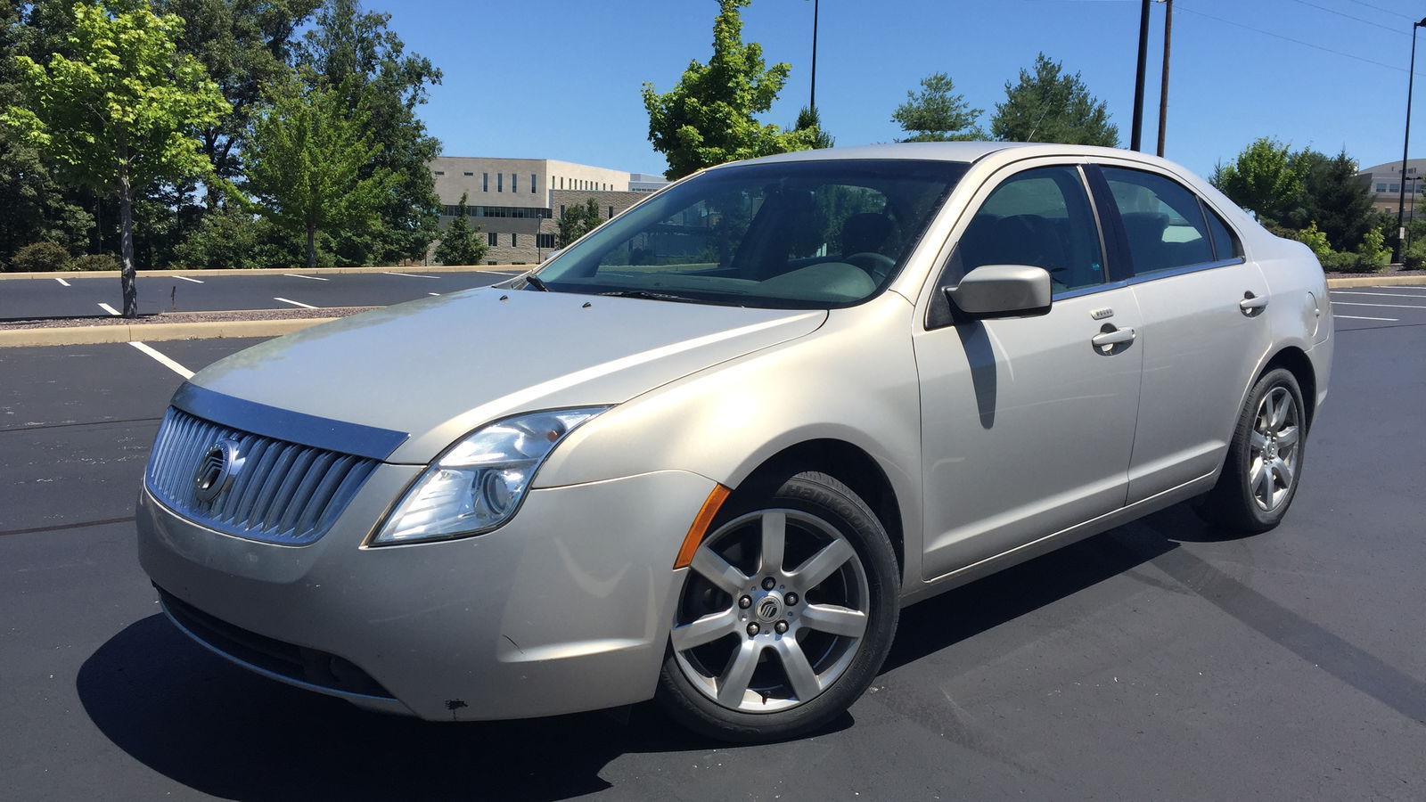 The Allusion Of Luxury, 2010 Mercury Milan Review #Blogpost