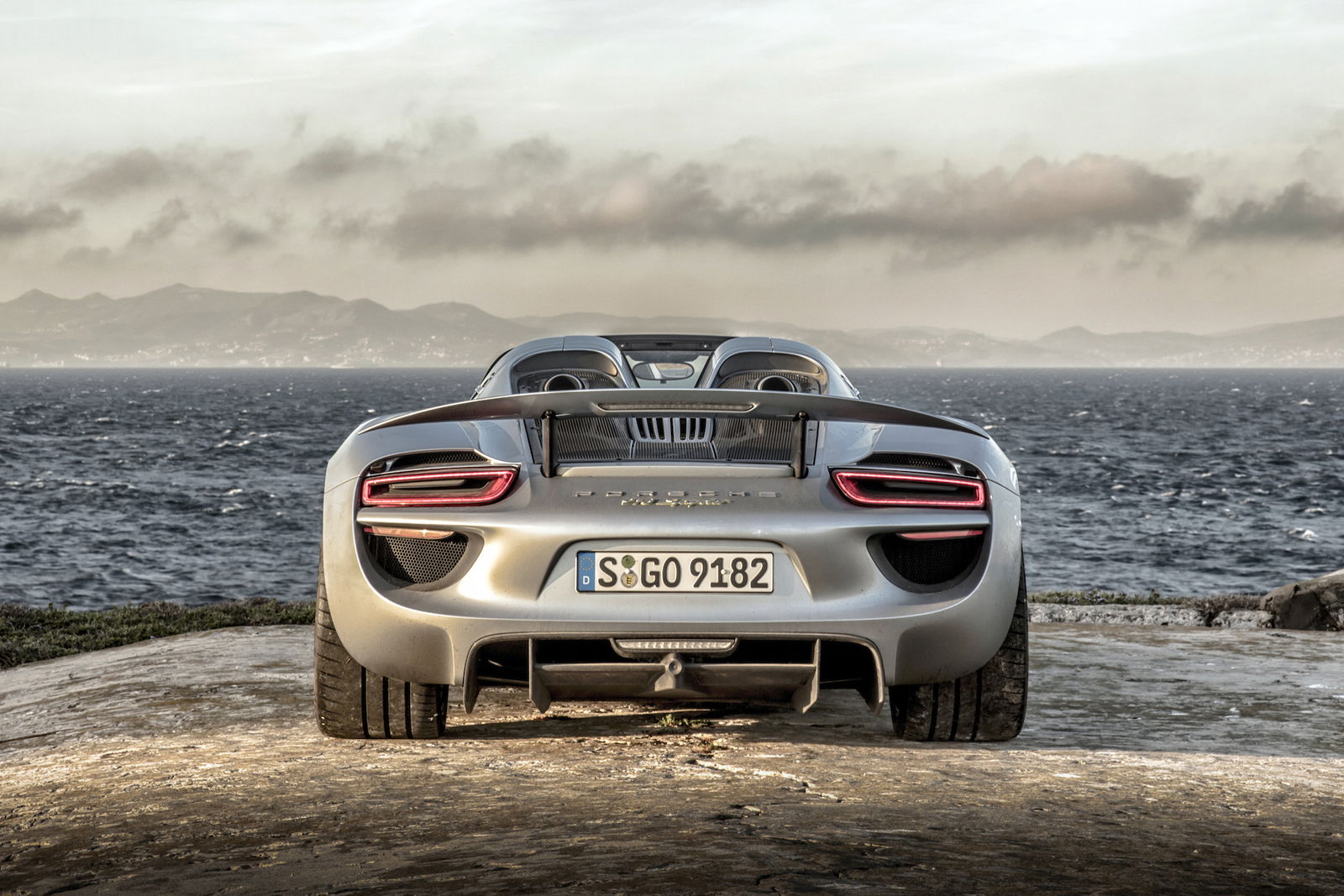Hybrids Will Not Be Banned In 2040