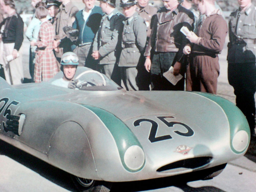AWE R3 - The Now-Forgotten Porsche 550 Competitor #blogpost