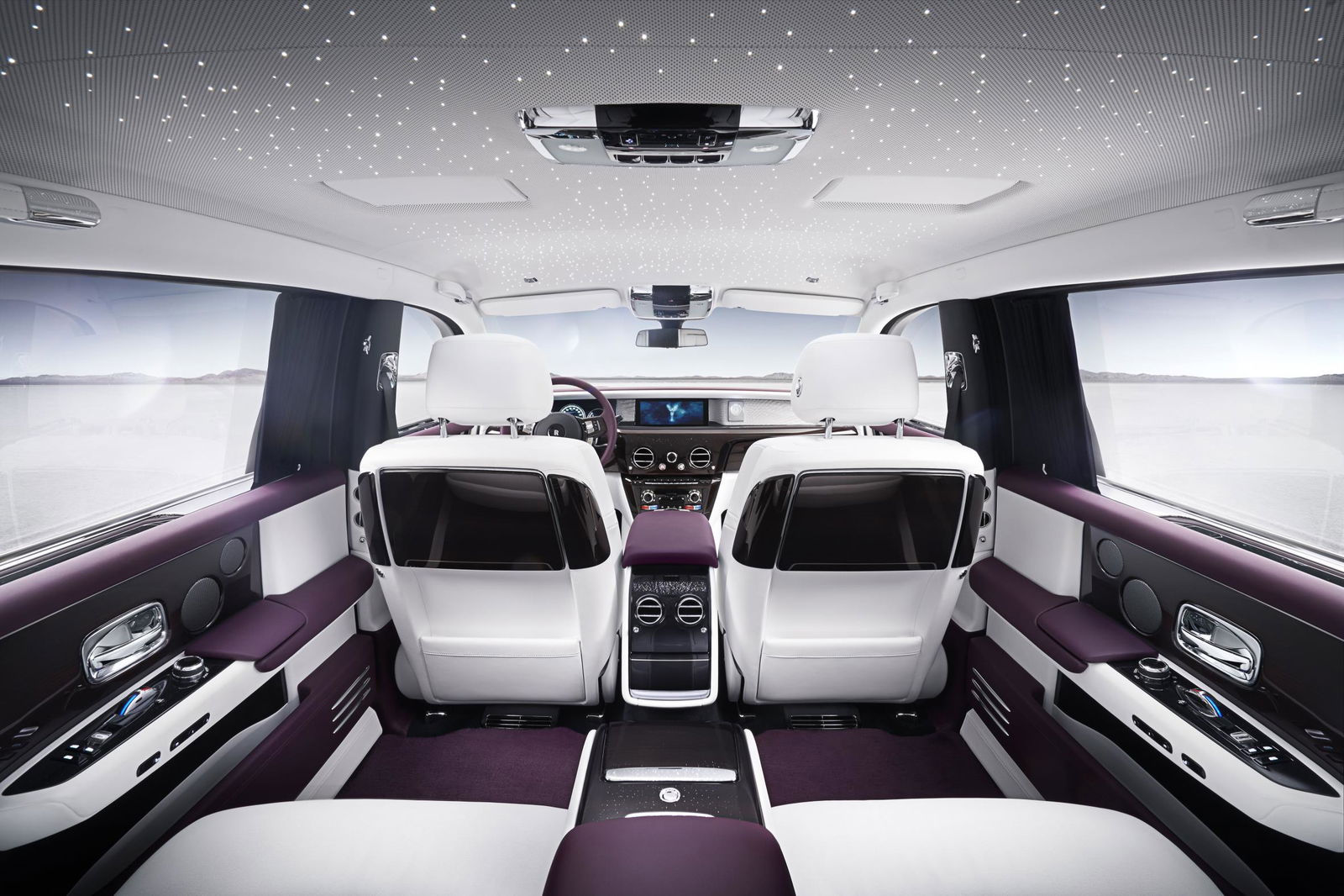 This Is The New Twin-Turbocharged V12 Rolls-Royce Phantom VIII