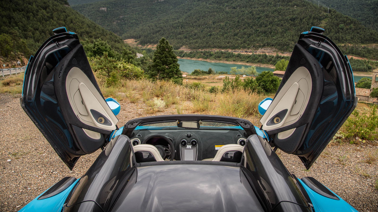 McLaren 570S Spider Review: The No-Brainer Drop-Top Supercar