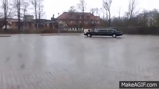 8 Hilarious #GIFs of Limousine Drivers Taking It To The MAX