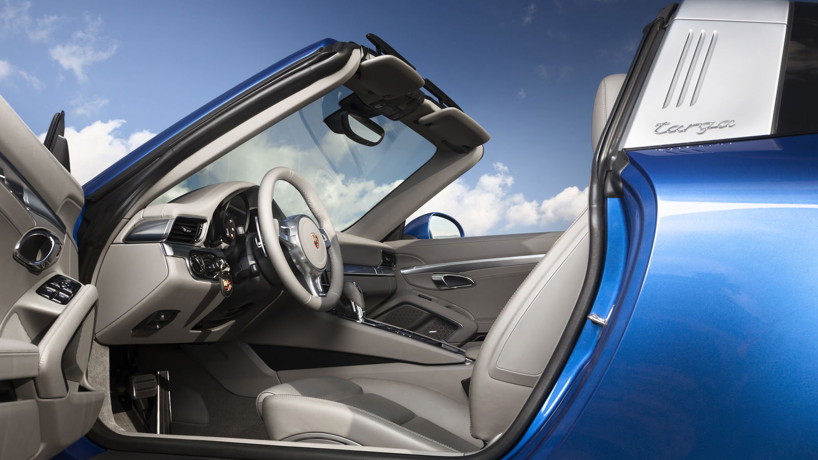 Bizarre Lawsuit Results In Porsche Reimbursing Owners For Sunglasses