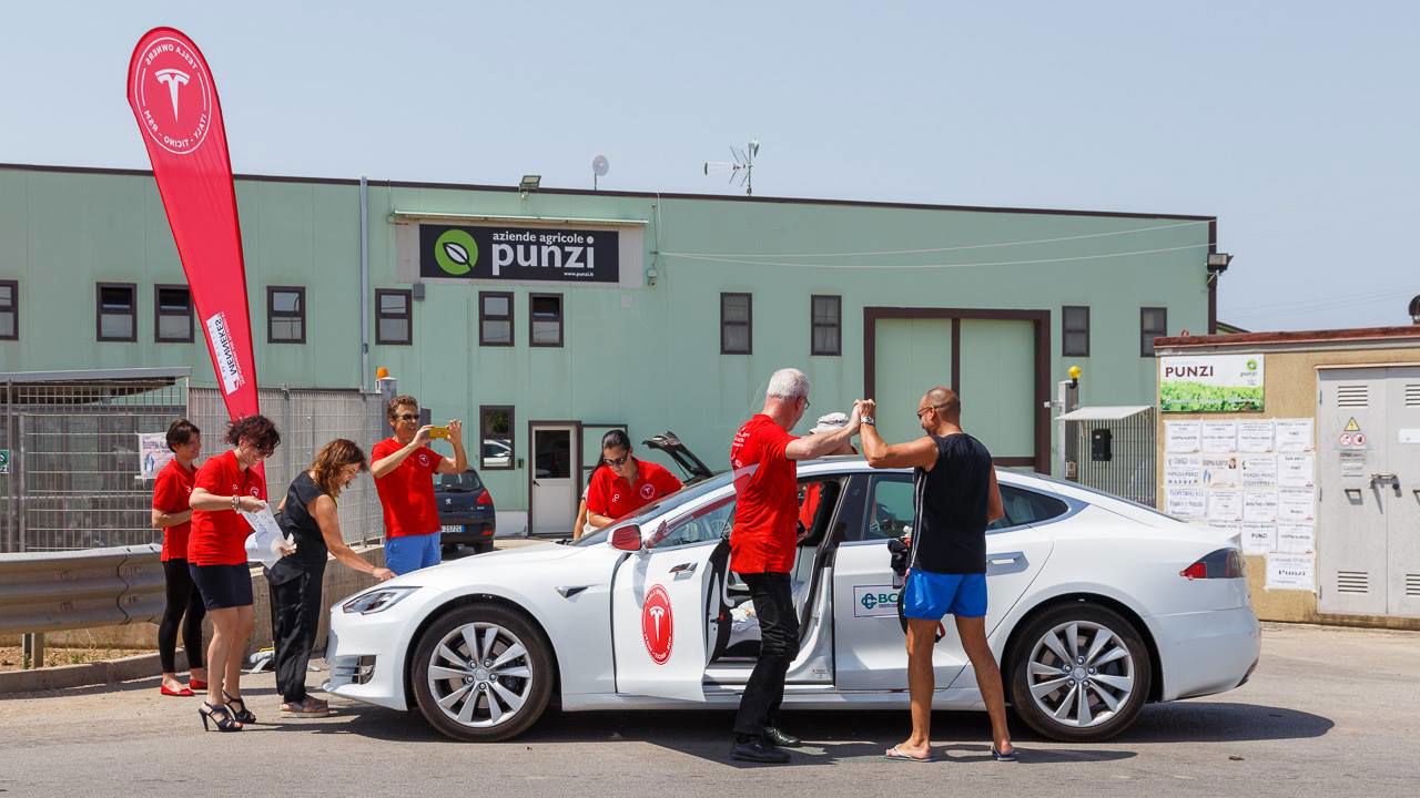Someone's Managed Over 1000km On A Single Tesla Model S Charge