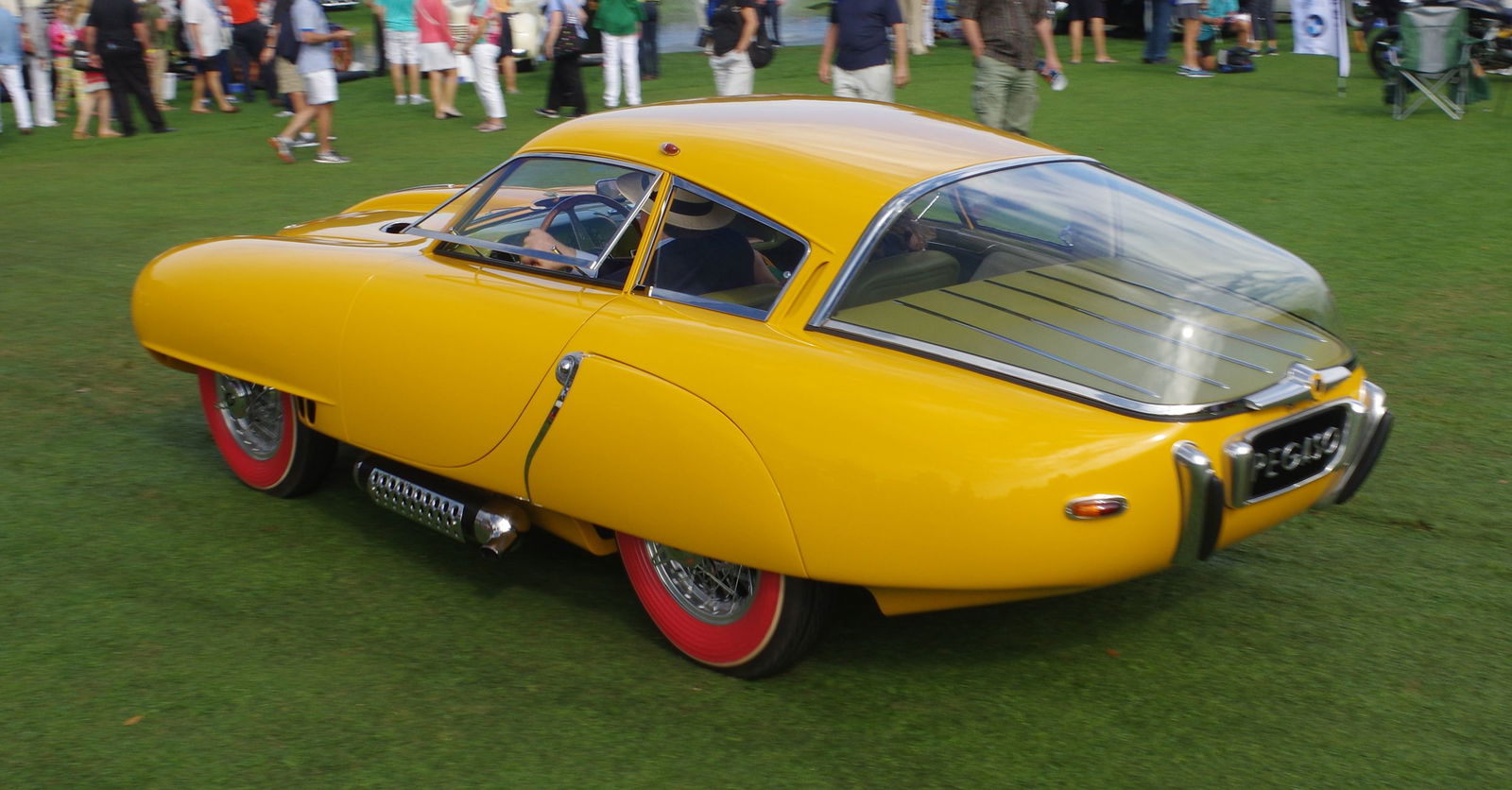 The 1952 Pegaso Z-102 Berlineta ENASA Cúpula - The Driving Spaceship