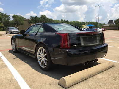 This $30k Cadillac XLR-V Is An Angular Drop-Top With 437bhp