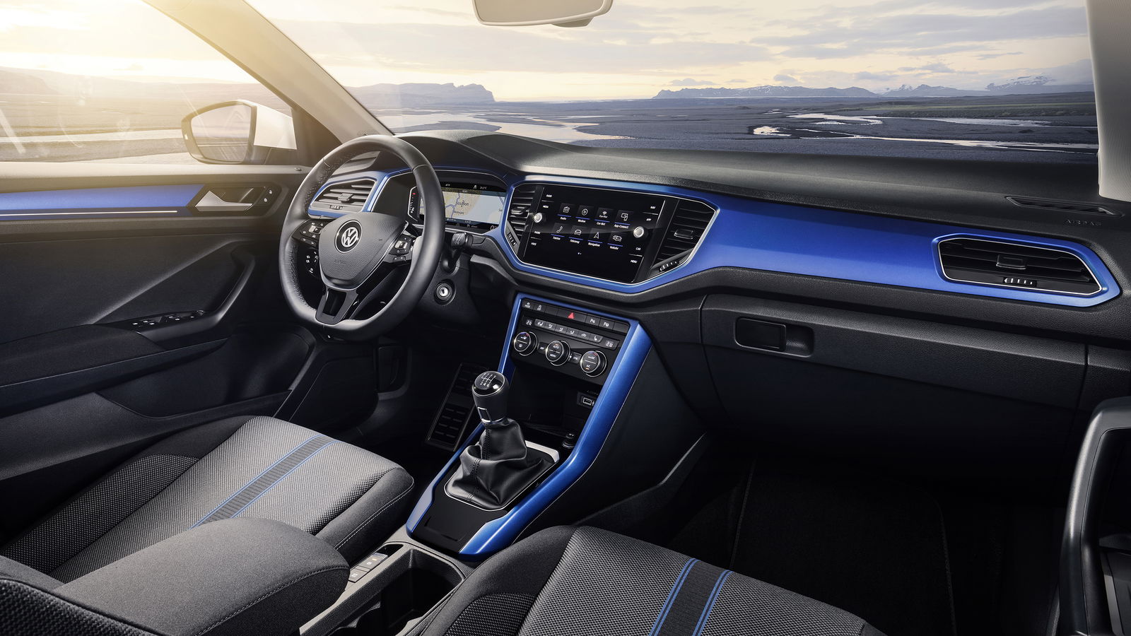 The Dinky New Volkswagen T-Roc Is Here To Give The Nissan Juke A Kicking